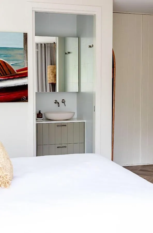 Sunbird Suite - Noosa Golden Breed Apartment  Noosa Heads