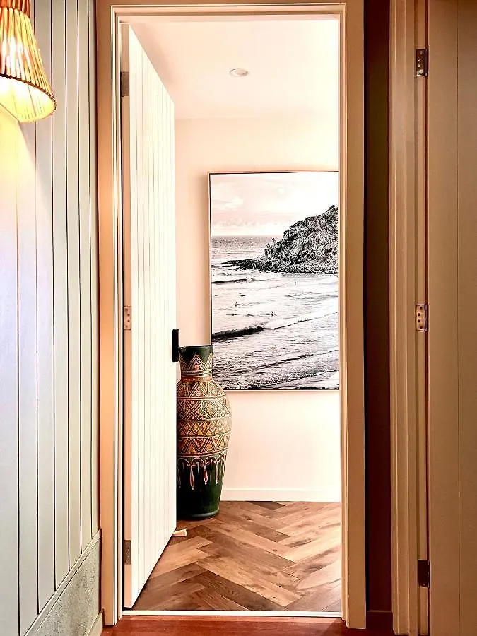 Sunbird Suite - Noosa Golden Breed Apartment