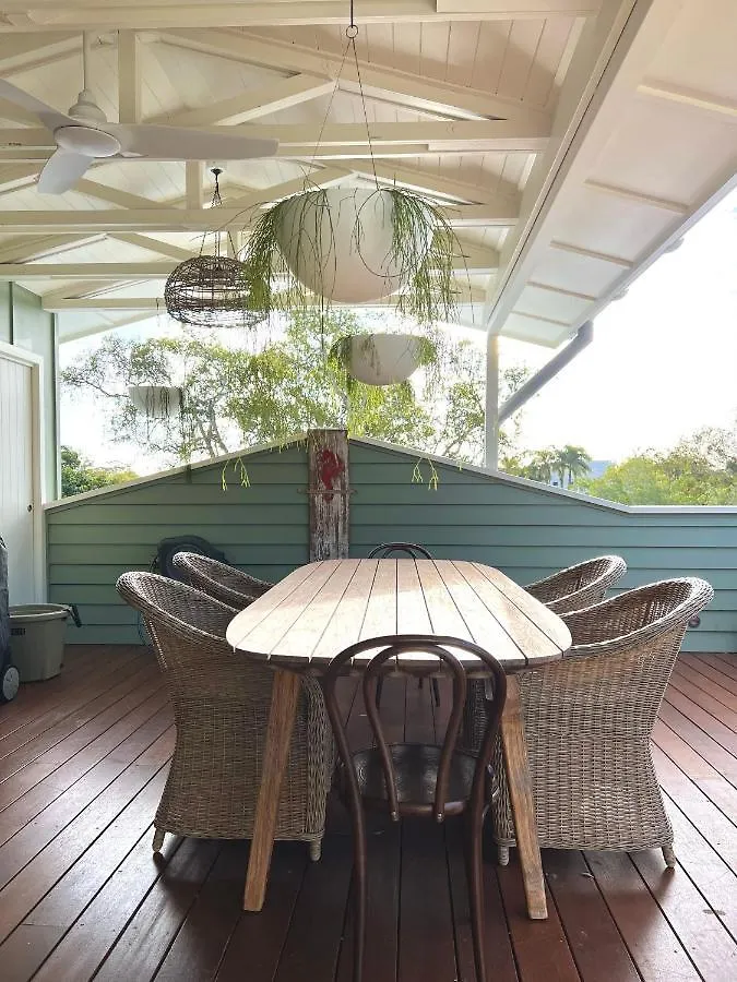 Sunbird Suite - Noosa Golden Breed Apartment Australia